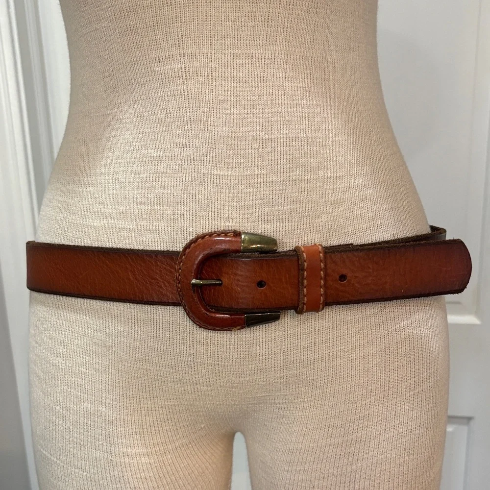 Fossil sz M brown leather belt with brass/leather buckle